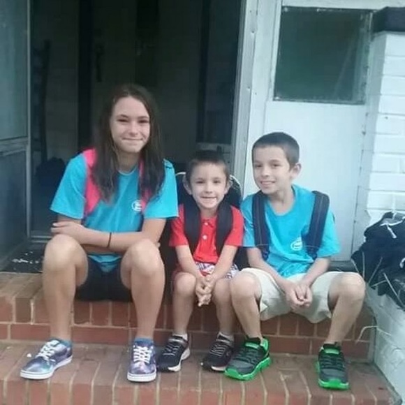 Meet your Posher, Glenda - Picture 1 of 1